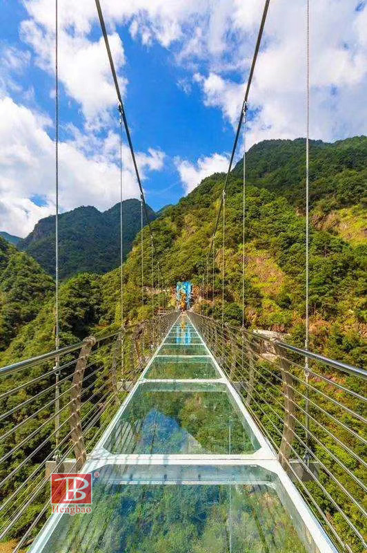 Межслойное стекло SGP